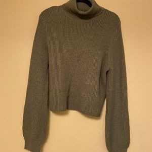 3/20🌹Garage Dark Green Knitted Turtleneck Sweater